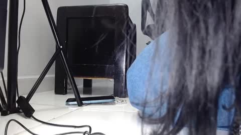 Snapshot of latinfeetqos chatting on December 20, 8:12 pm Martina April online show from December 20, 8:12 pm