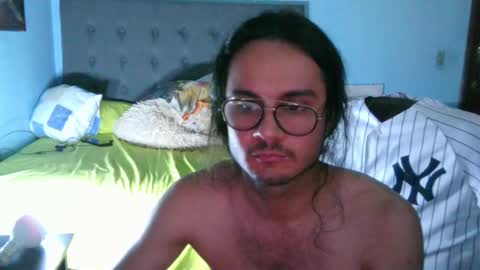 latinincognito online show from March 5, 10:21 pm