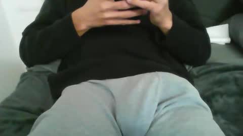 latinman7945 online show from January 9, 8:17 am