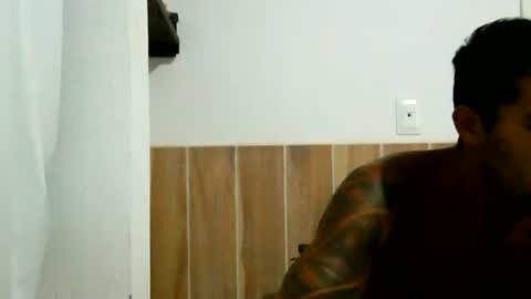 latinmarian online show from March 10, 8:41 am