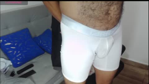 Snapshot of latinmartin254 chatting on June 10, 2:01 am latinmartin254 online show from June 10, 2:01 am