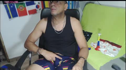 Snapshot of latinmartin254 chatting on June 14, 5:09 am latinmartin254 online show from June 14, 5:09 am