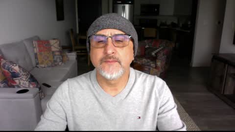 QS - INDEPENDENT MODEL online show from December 25, 7:34 pm