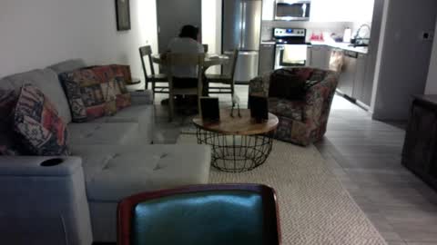 QS - INDEPENDENT MODEL online show from February 5, 2:08 am