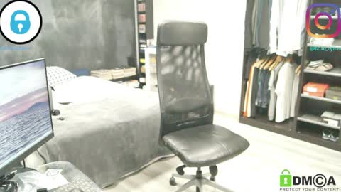 sam online show from March 28, 11:04 pm