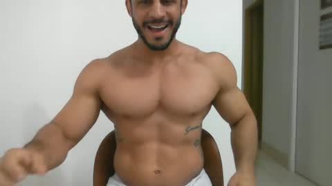 Snapshot of latino_rodri chatting on June 17, 1:56 pm latino_rodri online show from June 17, 1:56 pm