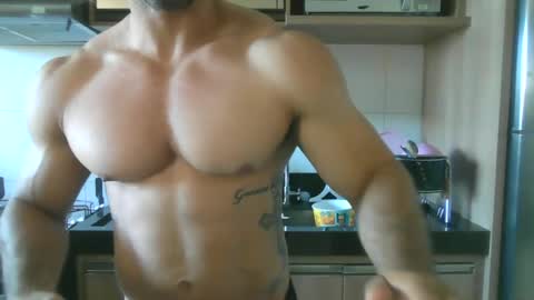 latino_rodri online show from July 3, 12:22 pm