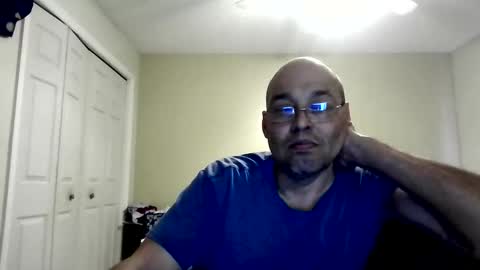 latinoinfla online show from April 3, 9:02 pm
