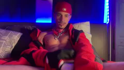 latinprincee online show from April 13, 5:13 am