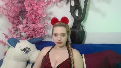 latinqueen2020 online show from January 10, 2:57 am
