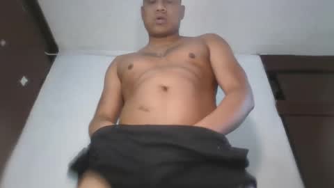 Snapshot of latinrayf chatting on October 22, 5:34 pm latinrayf online show from October 22, 5:34 pm