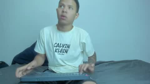 Steven online show from April 18, 11:03 am