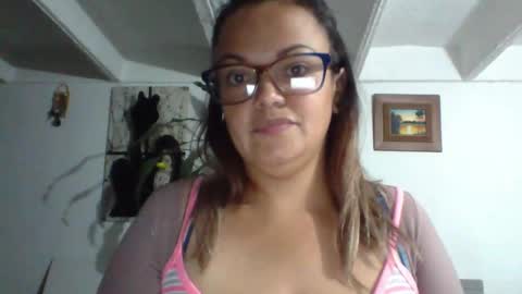 Laura online show from December 21, 8:43 am