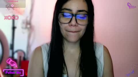 laujgray online show from November 26, 5:36 pm