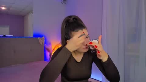 Laura online show from March 18, 5:54 am