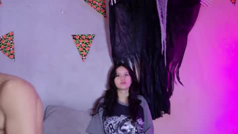 laura_and_kevin online show from October 9, 4:49 pm