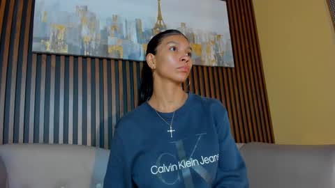 Laura online show from March 5, 12:45 pm