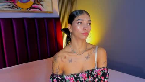 Laura online show from April 14, 12:44 pm