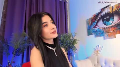 Laura online show from June 13, 8:29 pm