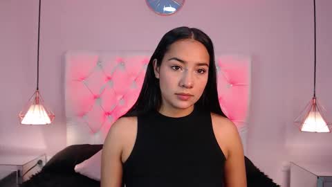 lLAURA online show from October 22, 12:05 pm