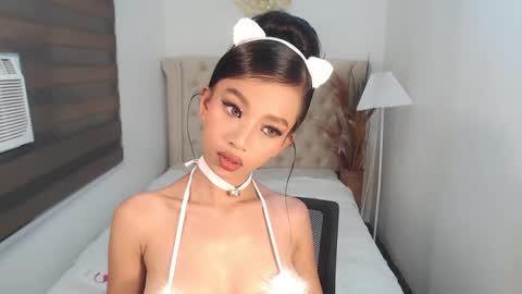 Snapshot of laura_leighxx chatting on December 3, 1:41 am Laura leighxx online show from December 3, 1:41 am