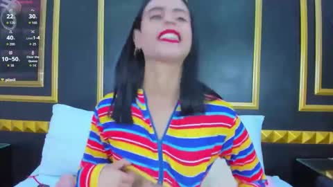 L A U R A online show from November 17, 12:00 pm