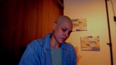 Laura Rose online show from March 9, 7:07 pm