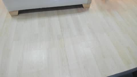 Snapshot of laura_scott_ chatting on June 9, 6:52 pm Laura online show from June 9, 6:52 pm