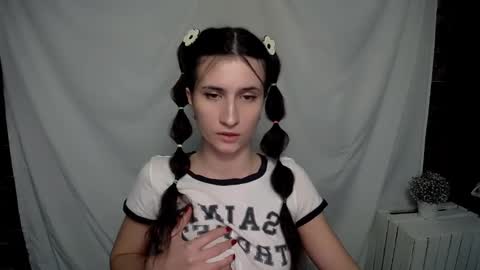 Laura online show from February 2, 8:02 am