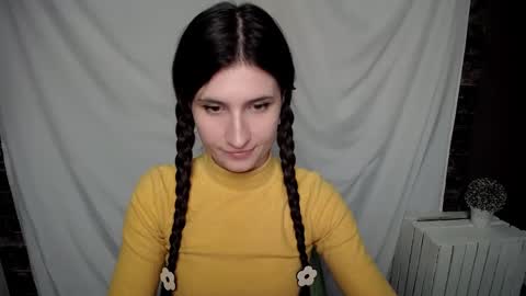 Laura online show from February 16, 8:43 am