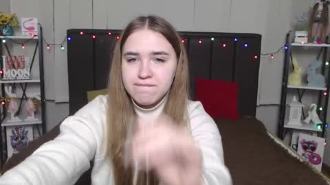 LauraHlot online show from January 20, 4:54 am