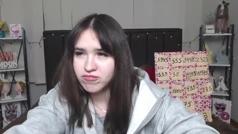 LauraHlot online show from February 3, 4:14 am