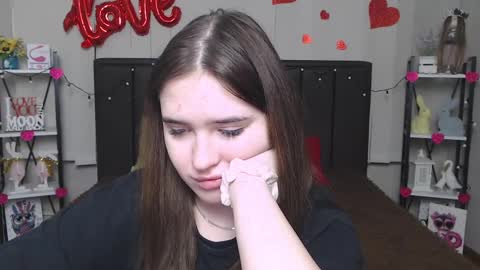 LauraHlot online show from February 18, 1:21 am