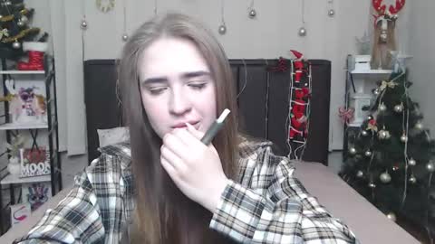 LauraHlot online show from January 10, 6:53 pm