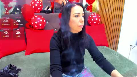 Laura online show from February 15, 5:15 am