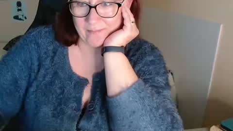 laureanne online show from December 20, 3:21 pm