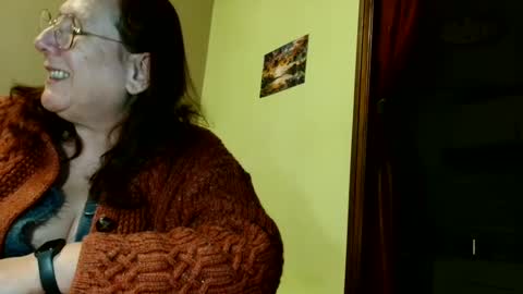 laureanne online show from January 15, 9:20 pm