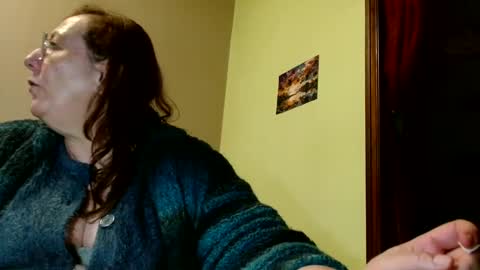 laureanne online show from February 11, 8:31 pm