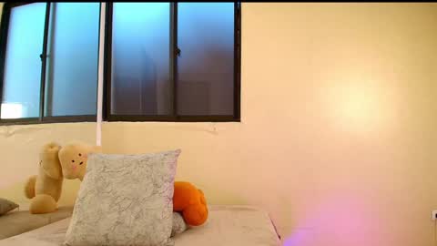    1      online show from January 14, 11:05 pm