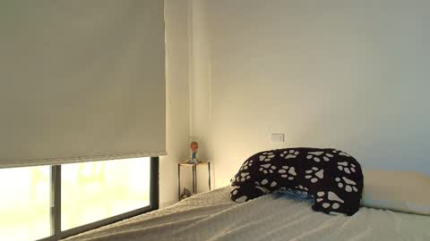    1      online show from October 18, 11:55 am