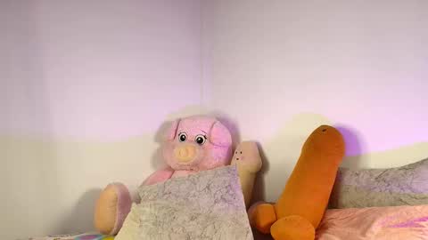    1      online show from October 31, 12:50 pm