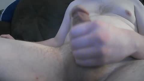 Snapshot of laurencaimb chatting on December 15, 1:10 am Laurence online show from December 15, 1:10 am