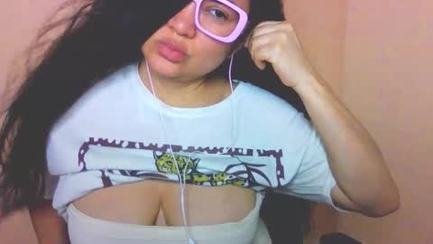 onlyfan laureng7 - 7 laureng2 online show from March 14, 6:57 pm