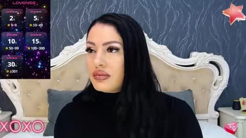 Snapshot of laurenjenssen chatting on January 13, 8:05 am Laura online show from January 13, 8:05 am