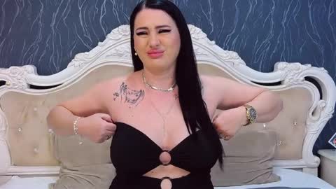 Laura online show from March 24, 3:39 pm