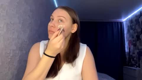 Hannah online show from October 5, 7:01 pm