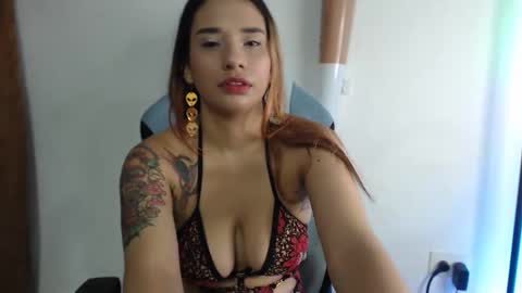 Lauren online show from December 6, 11:14 pm