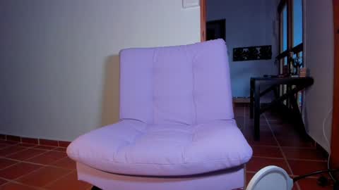 Lucie  online show from January 30, 10:51 pm