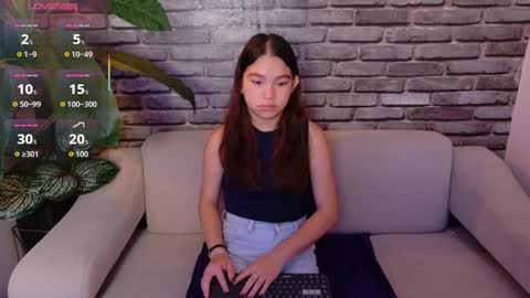 Hanna online show from December 18, 11:38 am