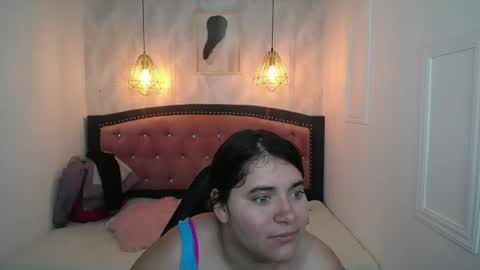 Snapshot of laurha_ chatting on July 31, 7:57 pm laura online show from July 31, 7:57 pm
